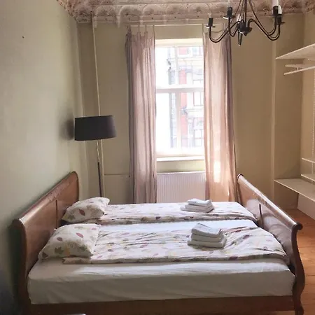 Cozy, Vintage Style Aparment In Center * Riga