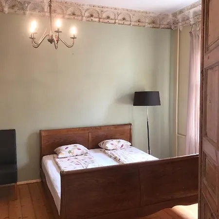 Cozy, Vintage Style Aparment In Center *