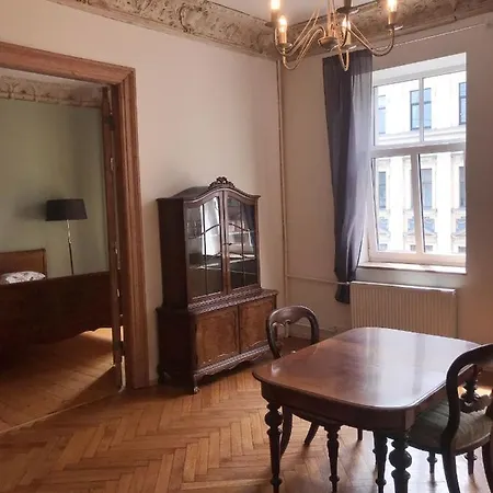Lejlighed Cozy, Vintage Style Aparment In Center Riga