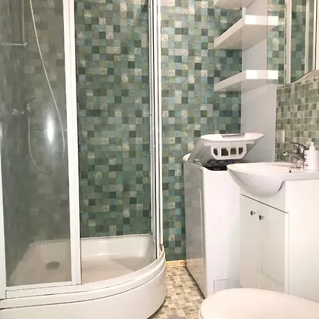 Cozy, Vintage Style Aparment In Center Riga